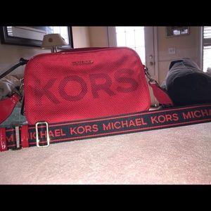 Authentic Michael Kors Crossbody